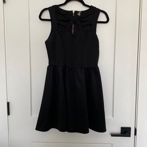 Black Sleeveless Fit and Flare Skater Dress